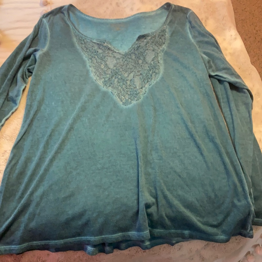 Long sleeve tee